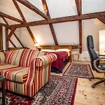 Dvur Hoffmeister Hotel