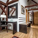 Dvur Hoffmeister 3*