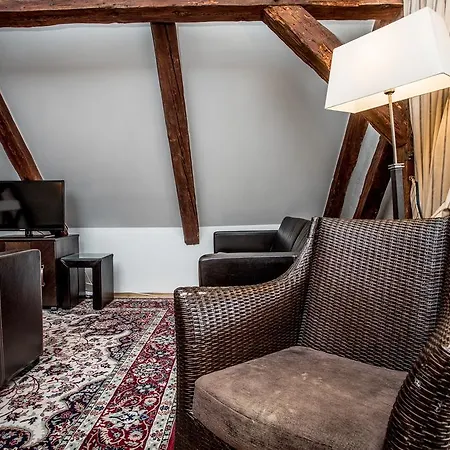 Otel Dvur Hoffmeister