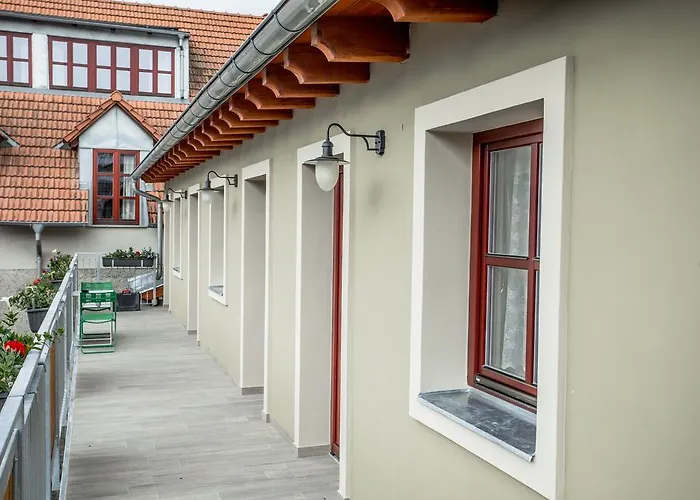 Dvur Hoffmeister Hotel