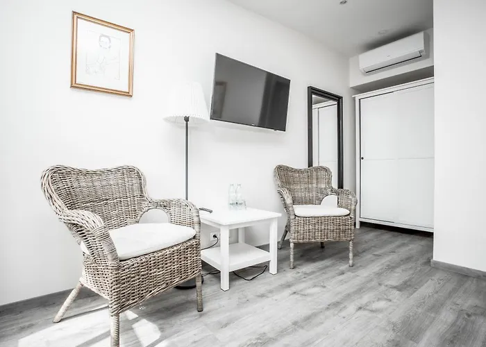 Hotel Dvur Hoffmeister Velké Číčovice