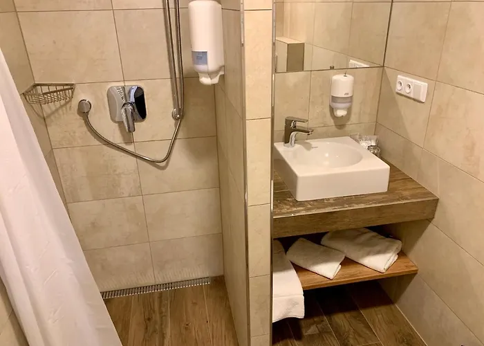 Dvur Hoffmeister Otel Velké Číčovice